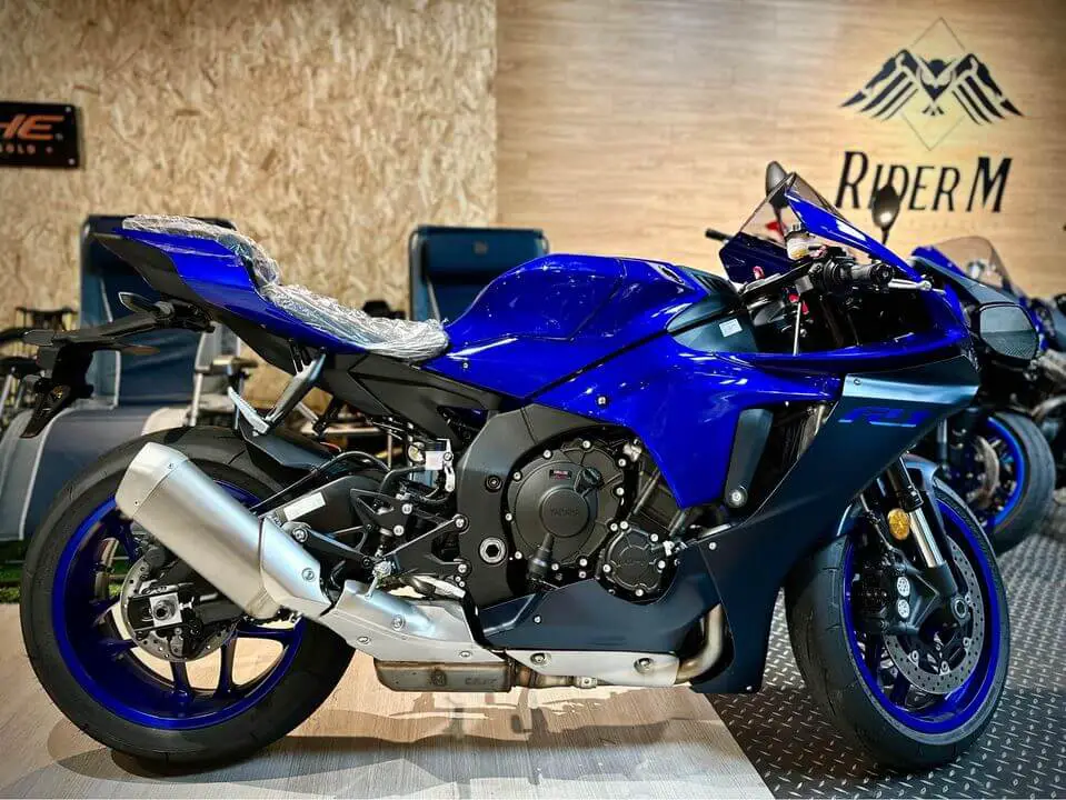 an overview of the yamaha r1's storied history of racing dominance