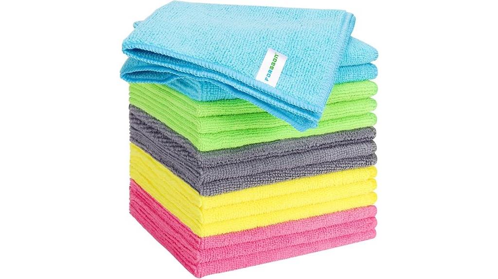fifteen microfiber cleaning cloths