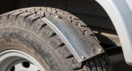 chocks grip tire properly